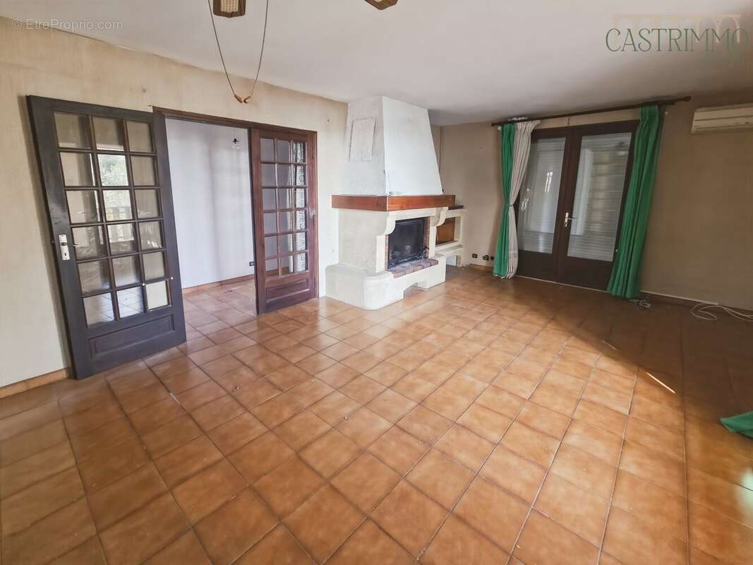 Maison à RESTINCLIERES