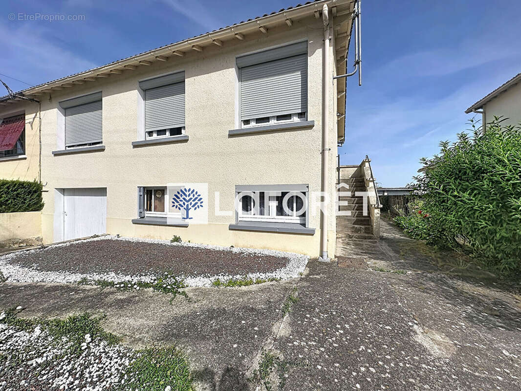 Maison à BRESSUIRE