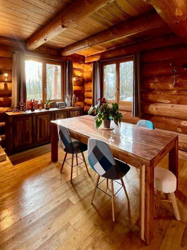 Chalet authentique de 144 m2 sur sous-sol - photo 11
