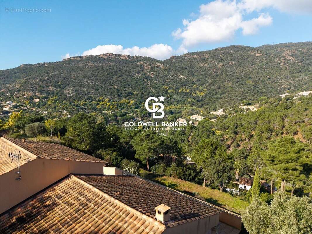 Maison à RAYOL-CANADEL-SUR-MER