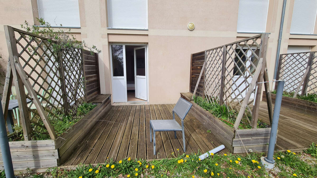 Appartement à NAUCELLE