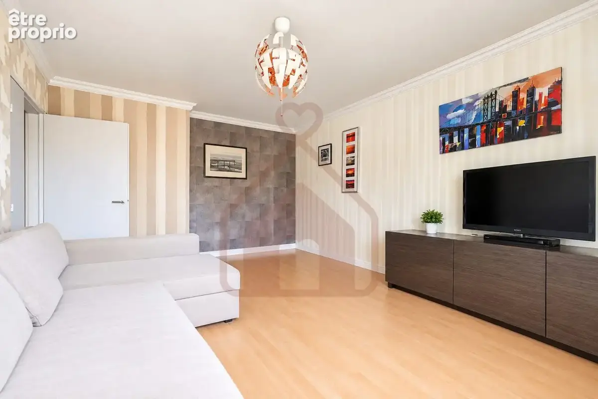 Appartement 2 pièces 43 m² à vendre à Le Kremlin-Bicetre (94270) - photo 2