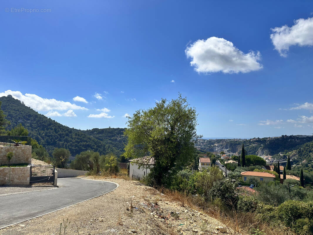 Terrain à SAINT-ANDRE-DE-LA-ROCHE