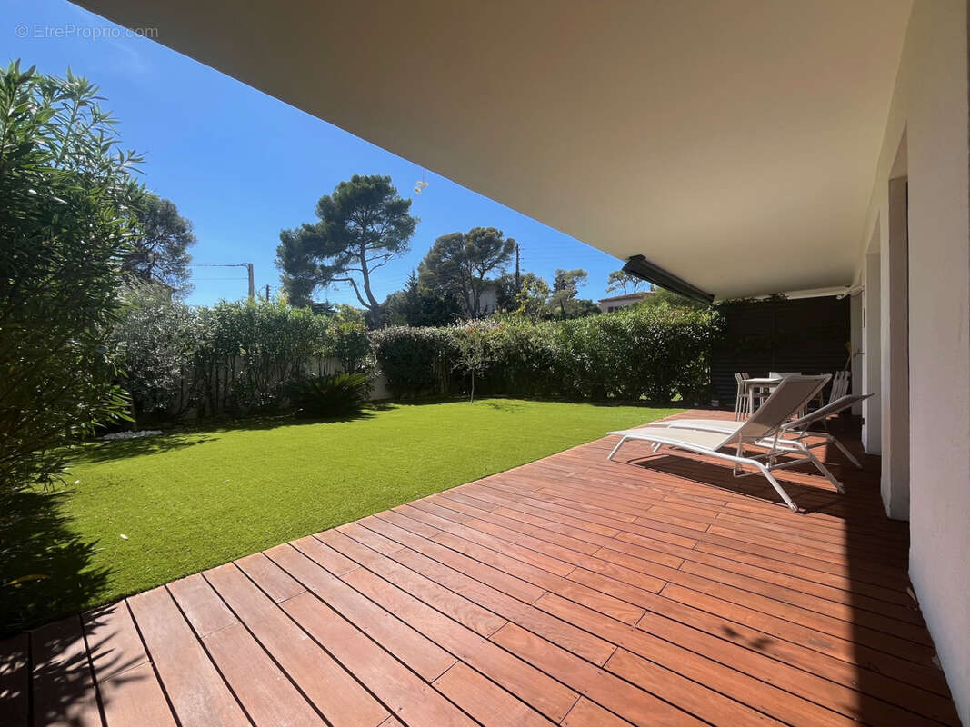 Appartement à SAINT-RAPHAEL