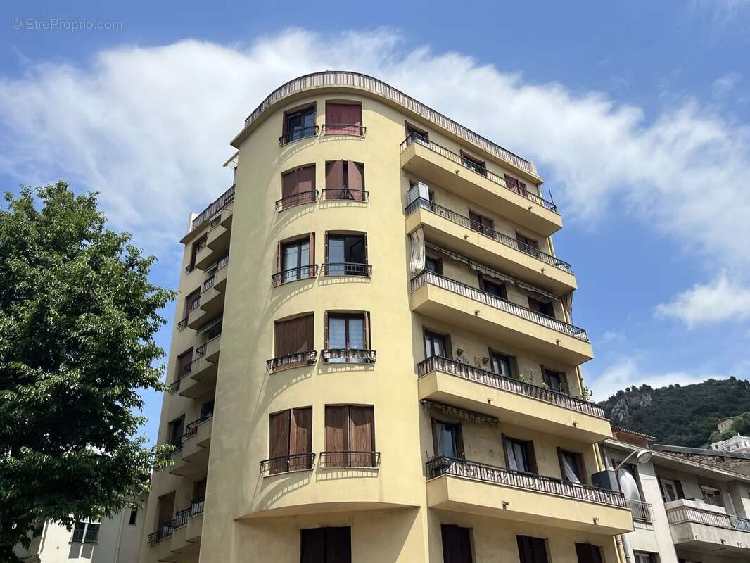 NICE Bas St Roch .Spacieux 2P - photo 3