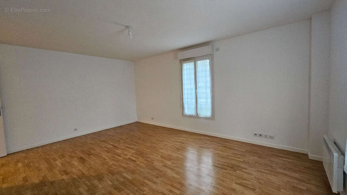Appartement à HOUILLES