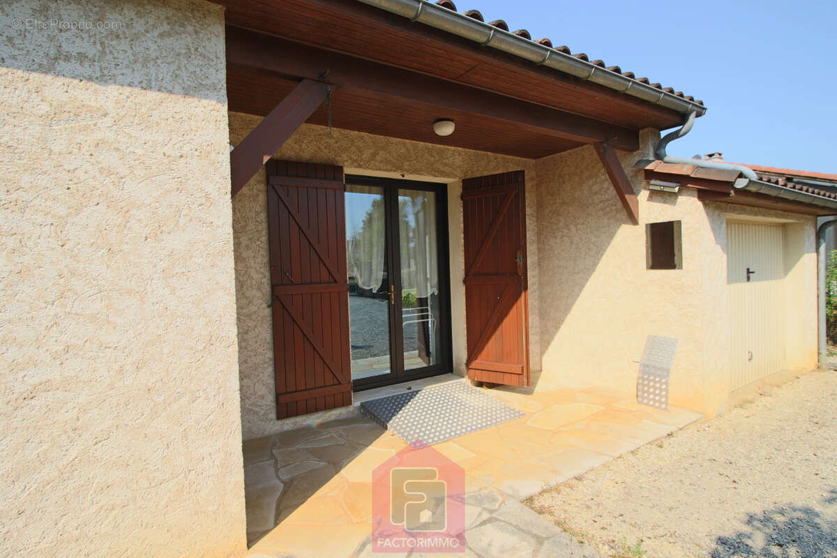 Maison à PRAYSSAC