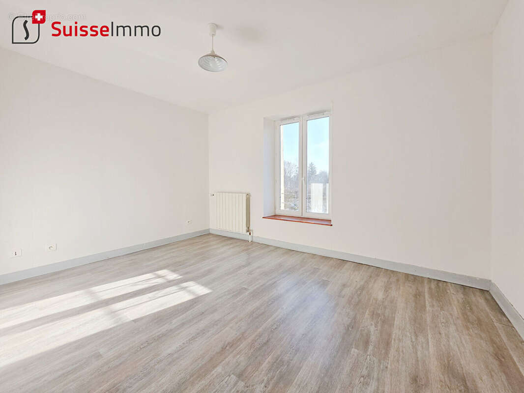 Maison à L'ISLE-SUR-LE-DOUBS