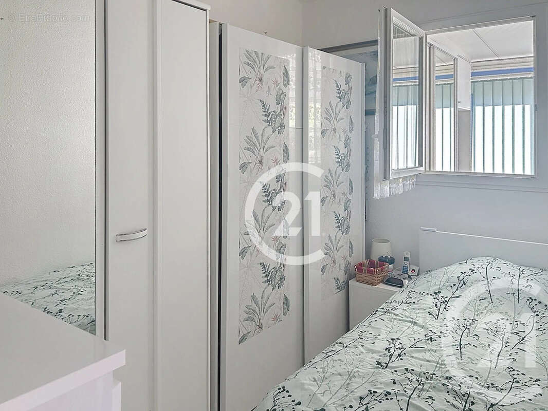 Maison 46 m² à Saint-Cyprien  - photo 5