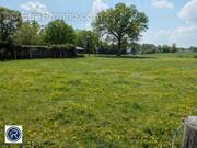 Terrain à CHALONS-DU-MAINE