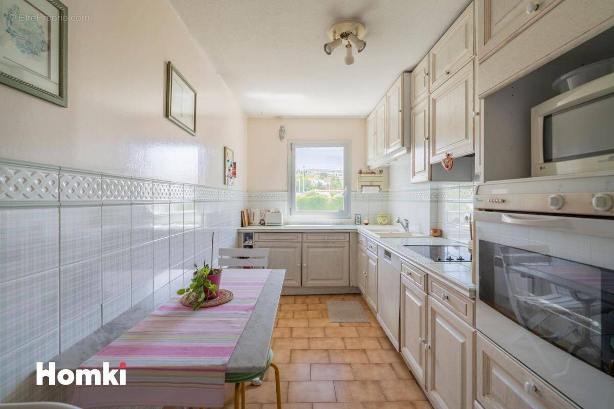 Appartement à MARSEILLE-13E