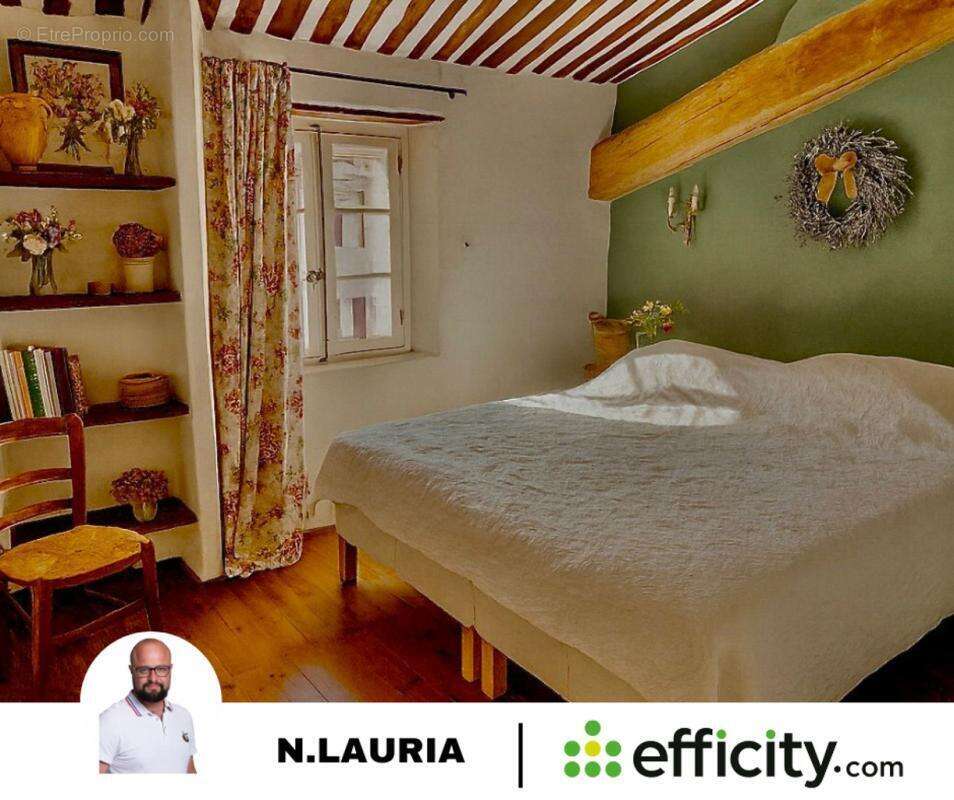 Maison à LA TOUR-D'AIGUES