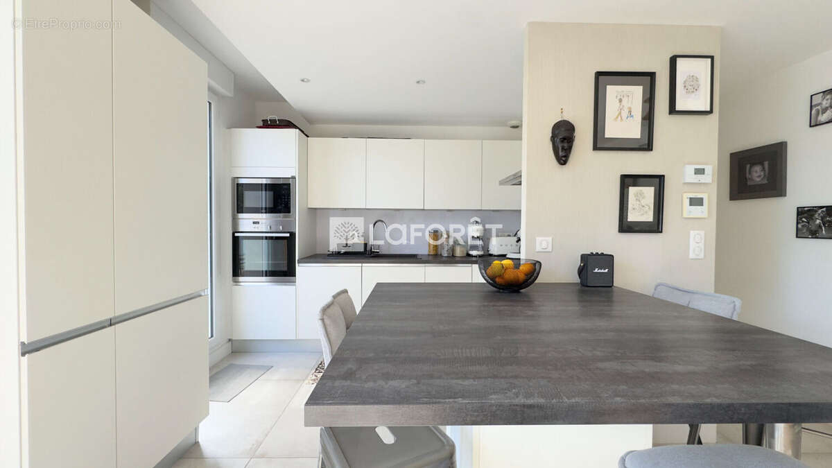 Appartement à CASTELNAU-LE-LEZ