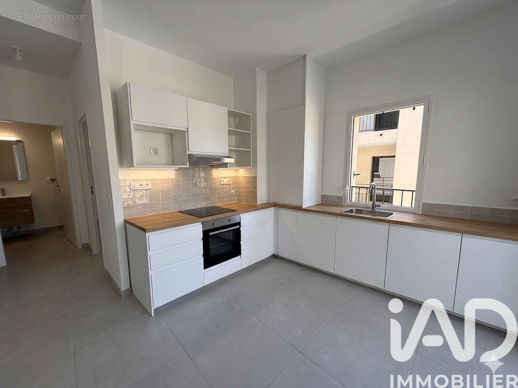 Appartement 61 m² à Valergues  - photo 4
