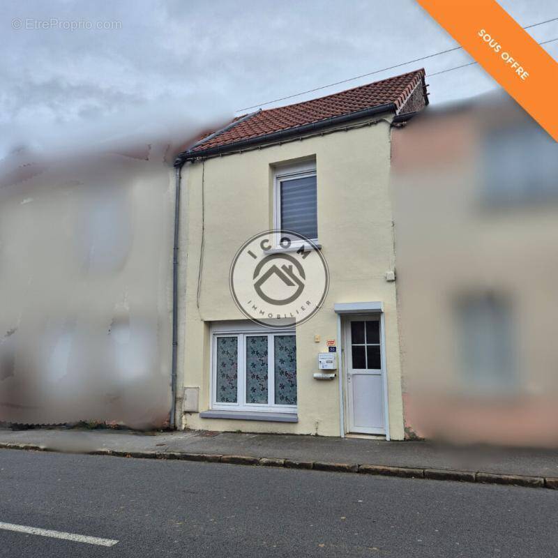 Maison à FERRIERE-LA-GRANDE