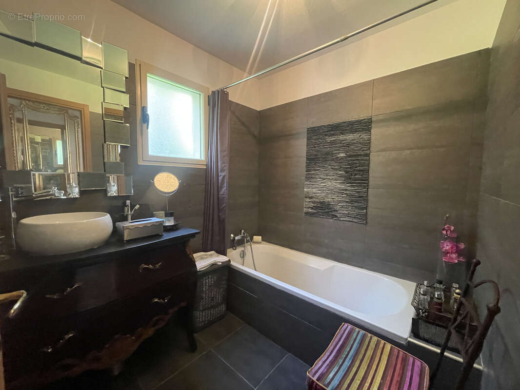 Appartement à VILLE-DI-PIETRABUGNO