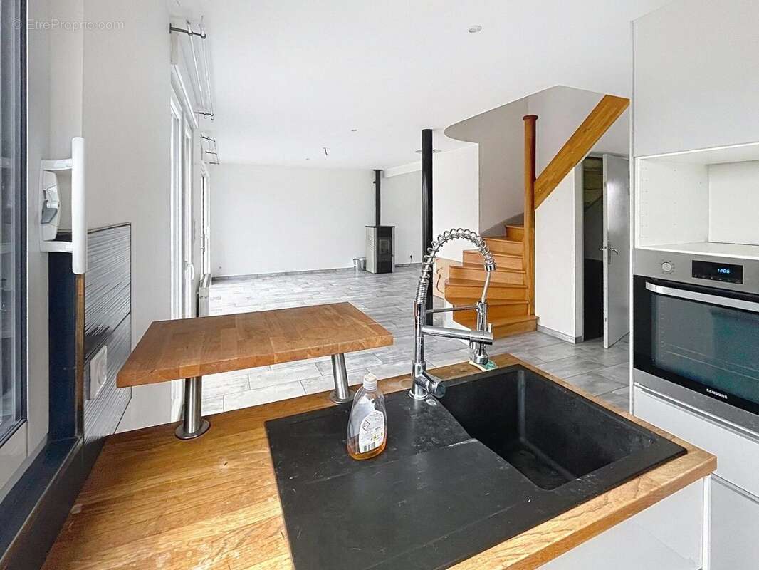 Photo 8 - Maison à CHARMES