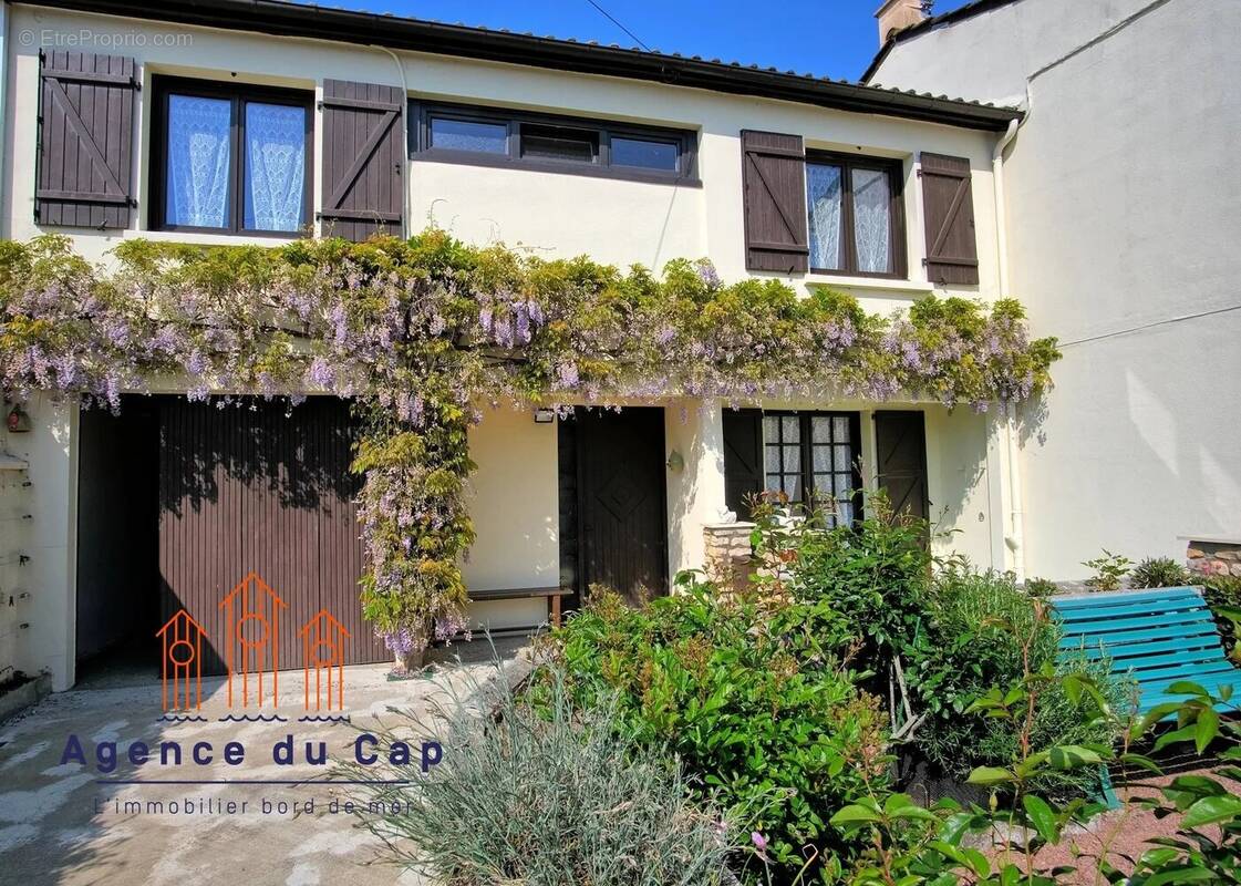 Maison à COURSEULLES-SUR-MER