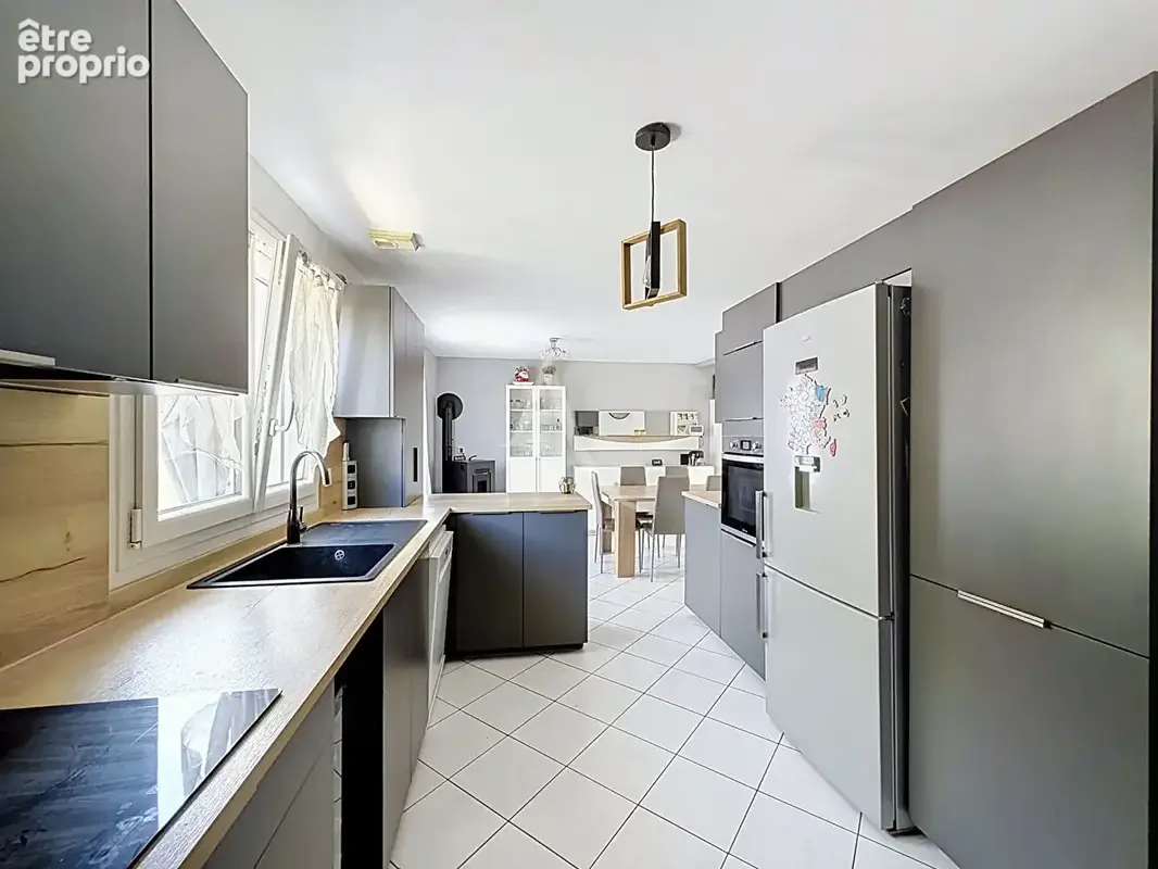 Maison Nanteuil-lès-meaux - 4 chambres - jardin de 530 m2 - Plusieurs stationnements - photo 6