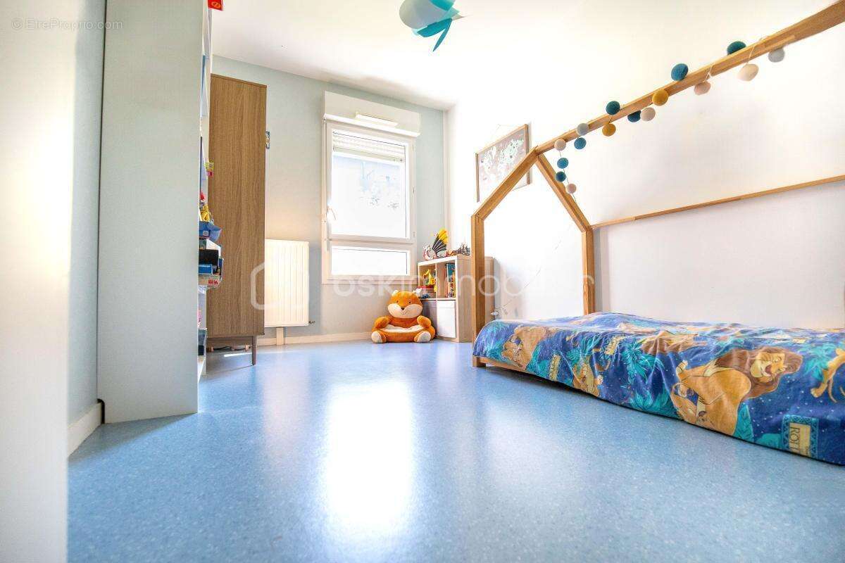 Appartement à VEZIN-LE-COQUET