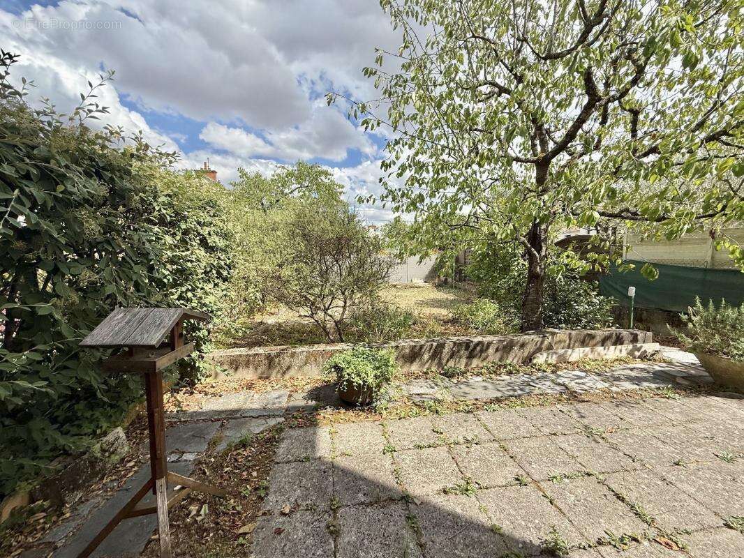 A vendre, Dijon, maison 3 chambres, sous-sol, terrain - photo 12
