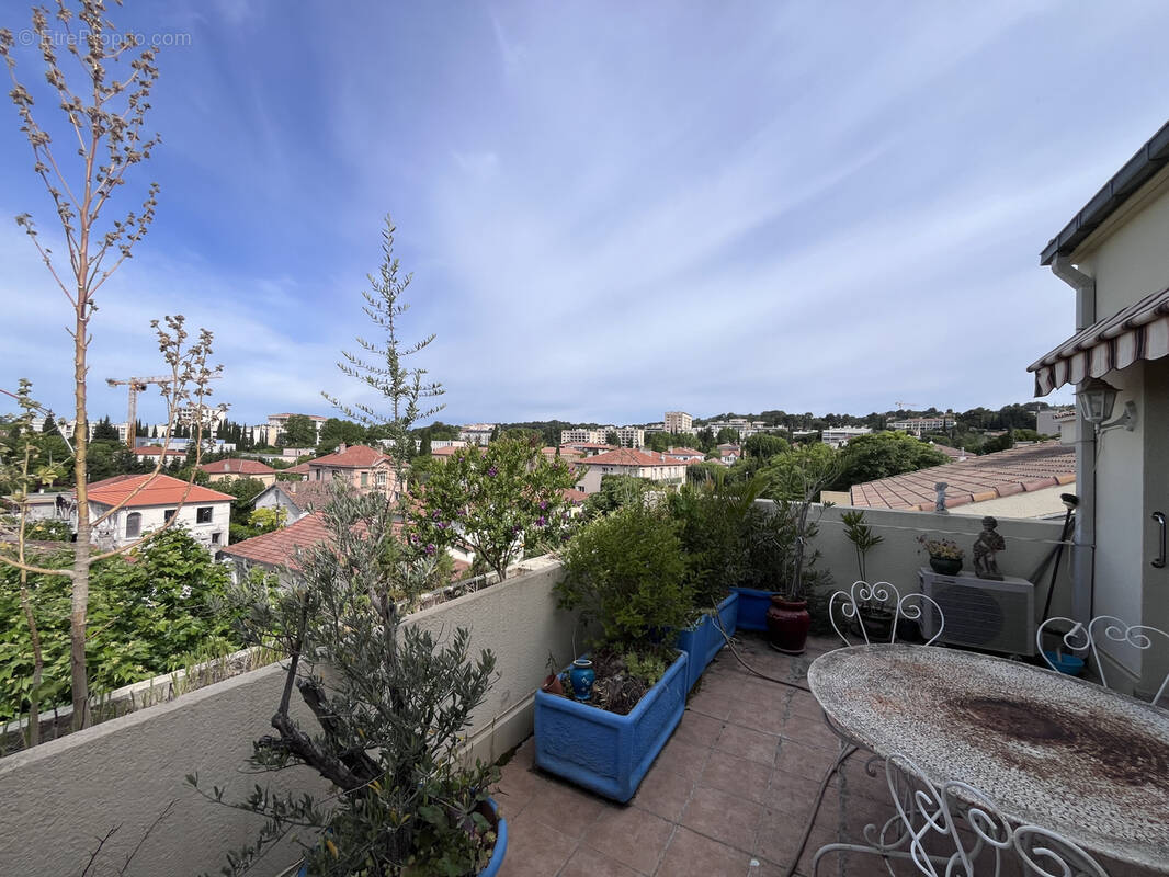 Appartement à AIX-EN-PROVENCE