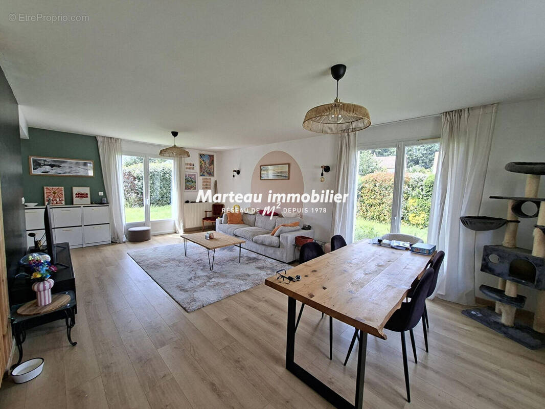 Maison à CHANGE