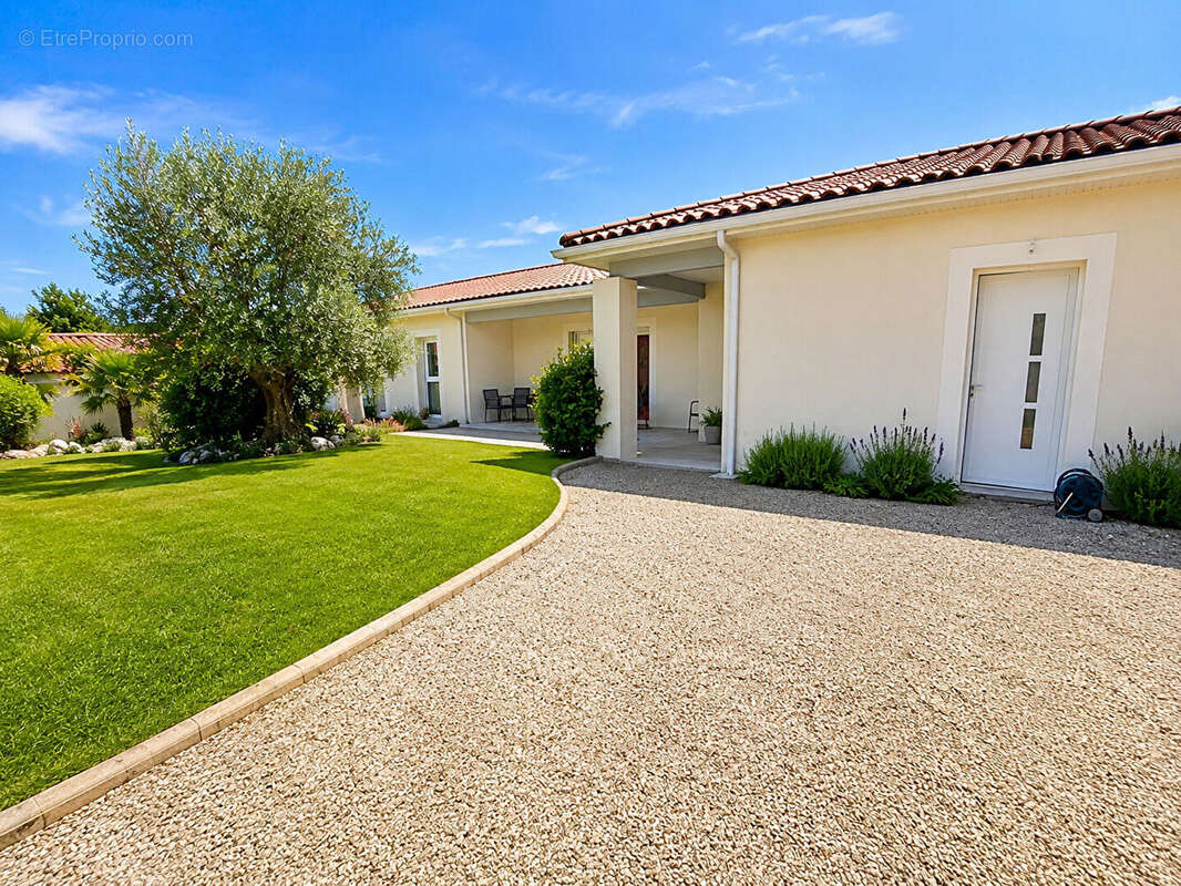 Maison à MARSAC-SUR-L'ISLE