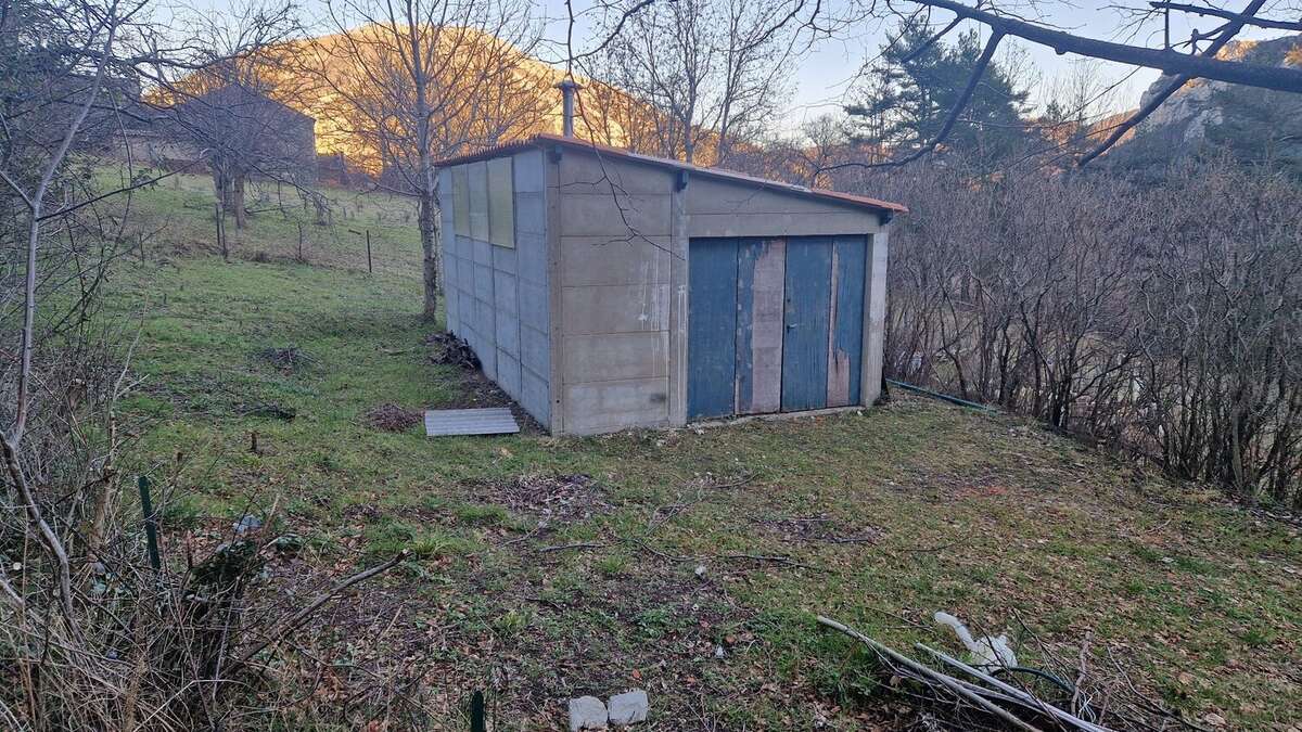 Maison à SALVEZINES