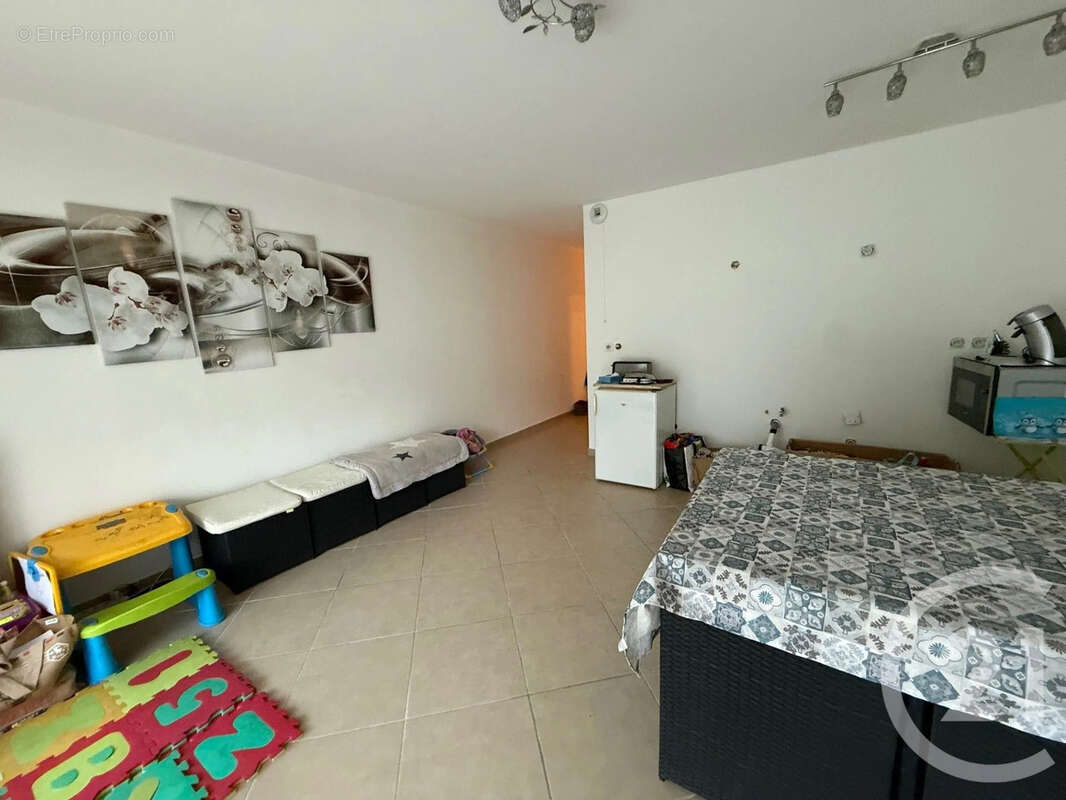 Appartement à ROQUEBRUNE-CAP-MARTIN