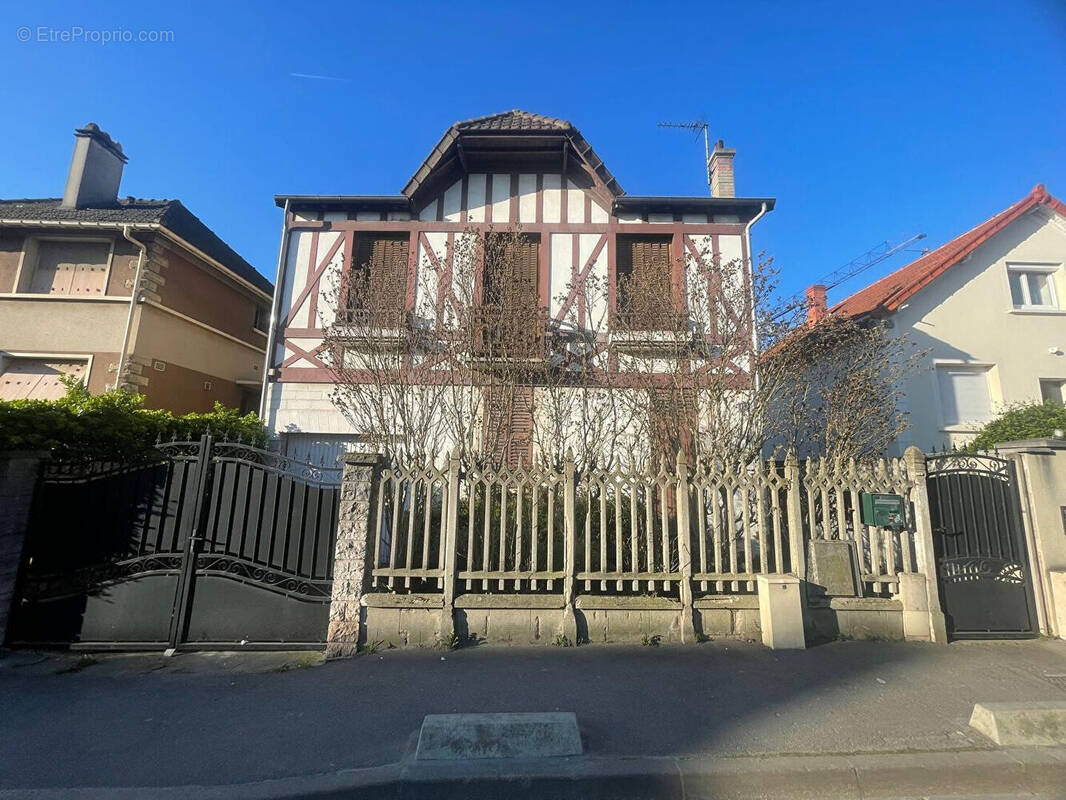 Maison à BEZONS