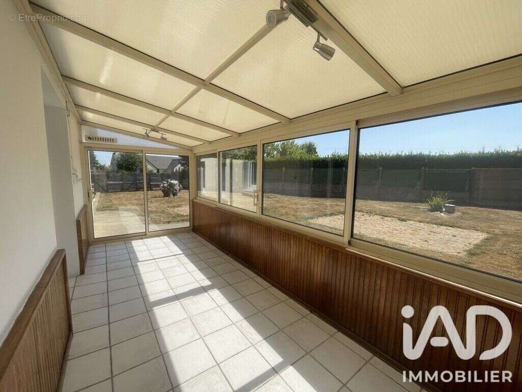Maison 115 m² à Saint-Glen  - photo 6