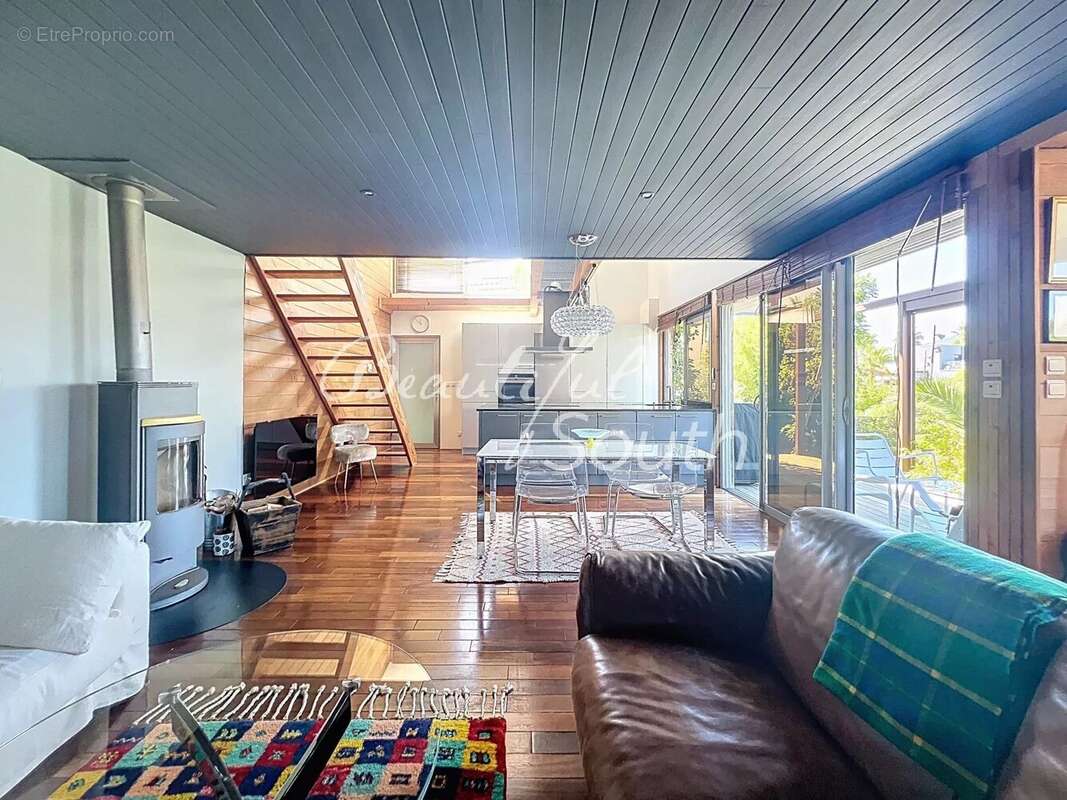 Maison à SAINT-CYPRIEN