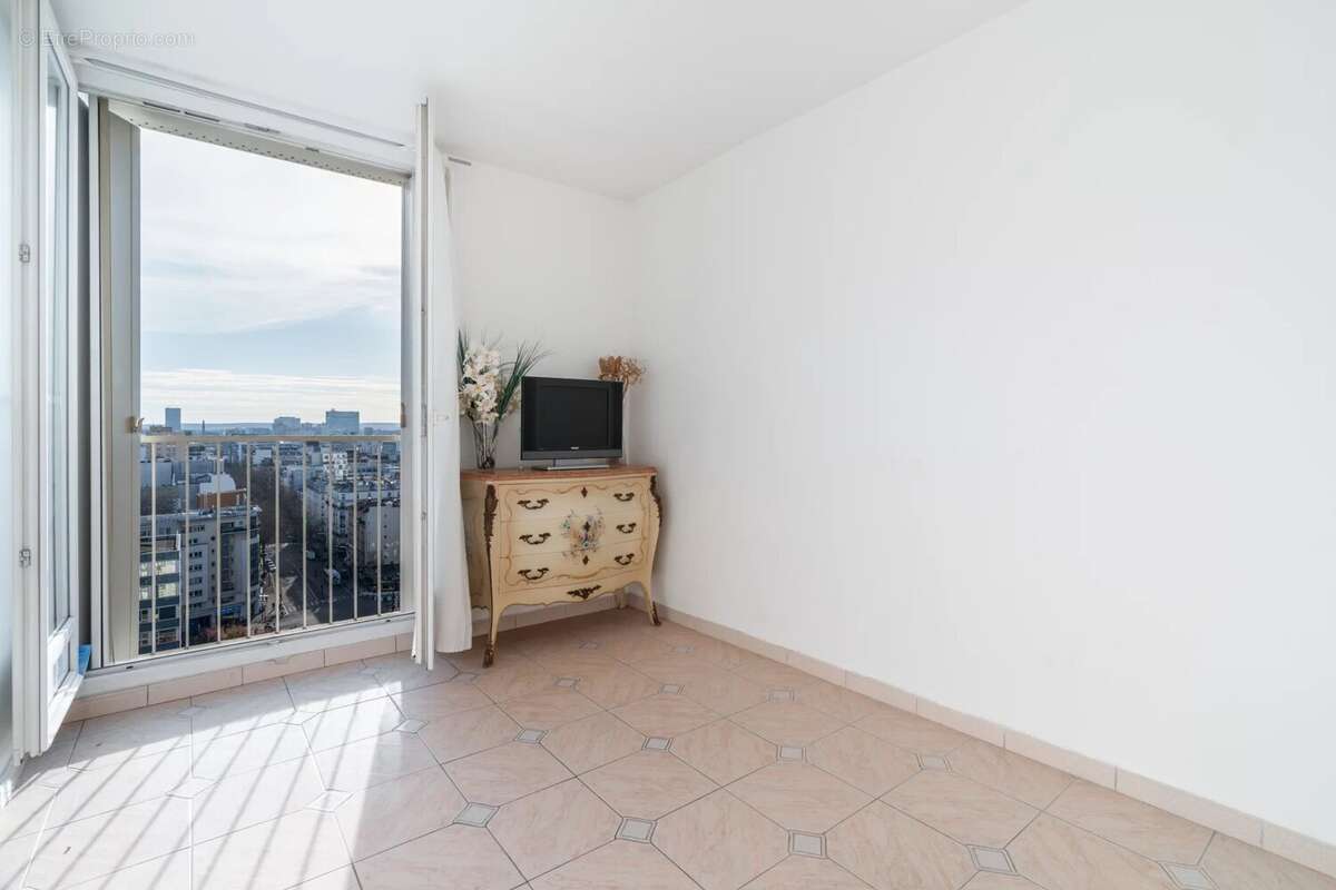 Appartement à CLICHY