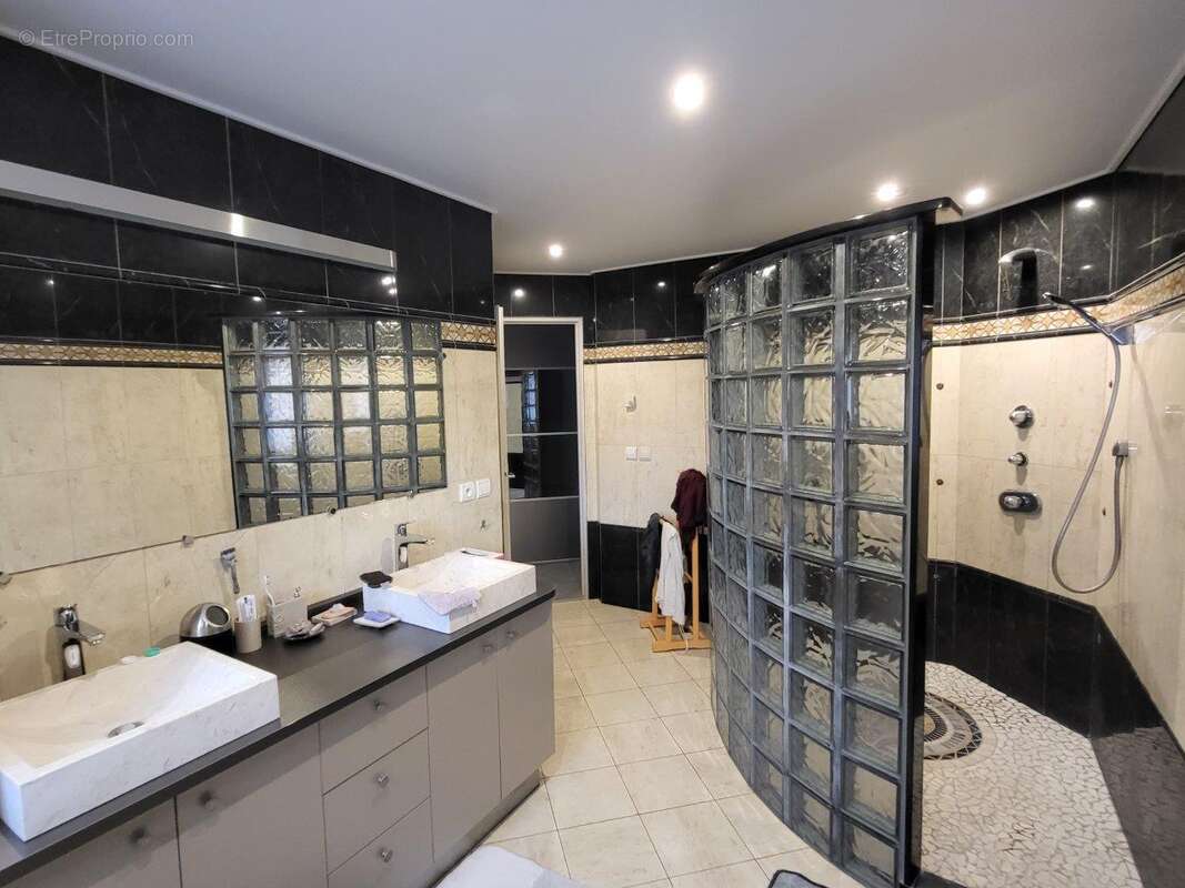 Photo 3 - Maison à CHAPEIRY