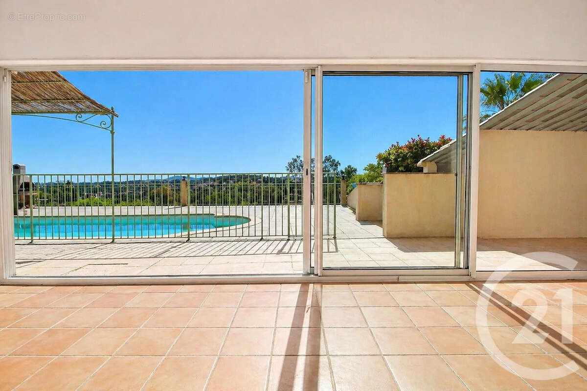 Maison à BIOT