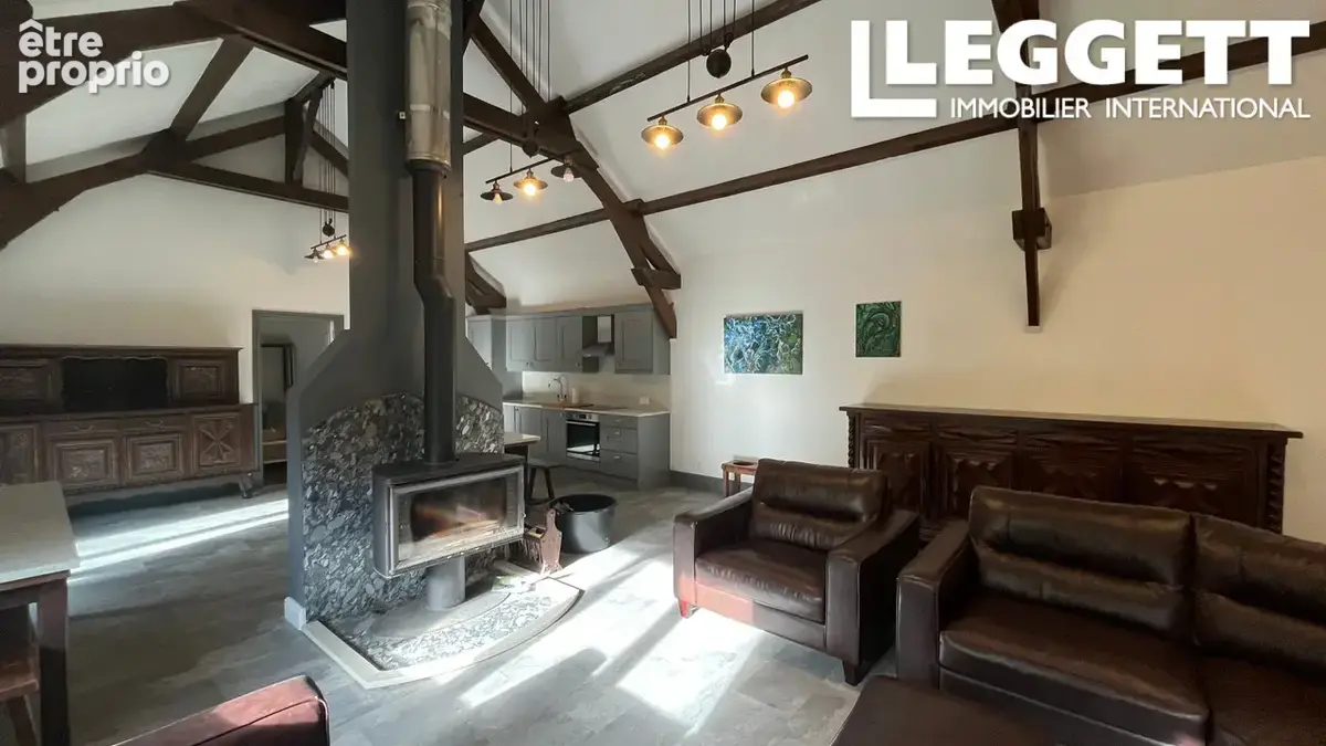 Domaine de pêche à la carpe en Normandie avec 2 étangs, 2 maisons, 3 chalets et potentiel commercial - photo 5