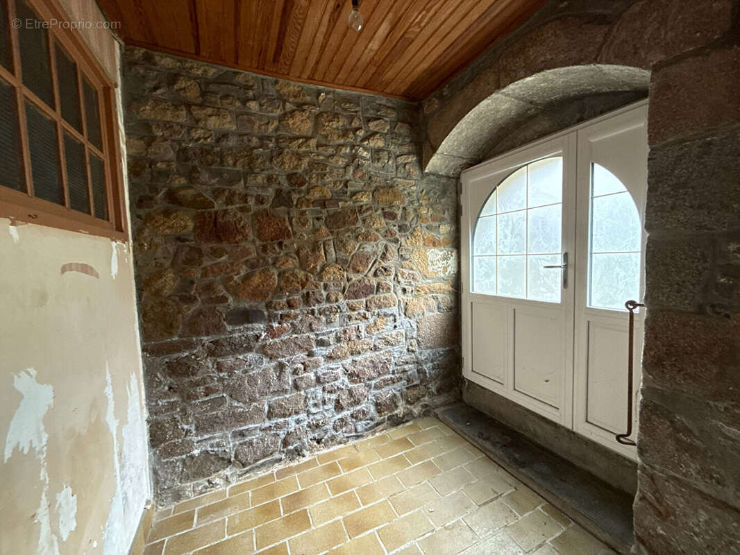 Maison à SAINT-MARCAN