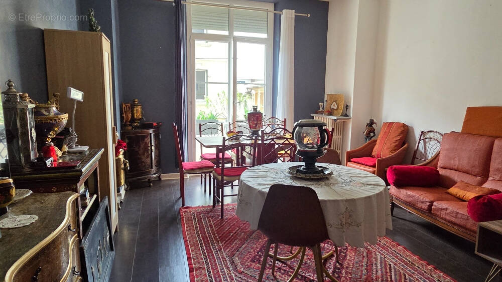 Appartement à ROMANS-SUR-ISERE