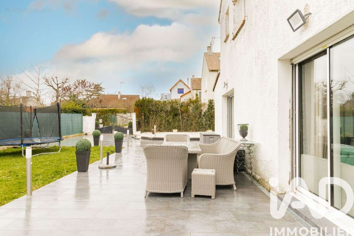 Photo 2 - Maison à BONNEUIL-SUR-MARNE