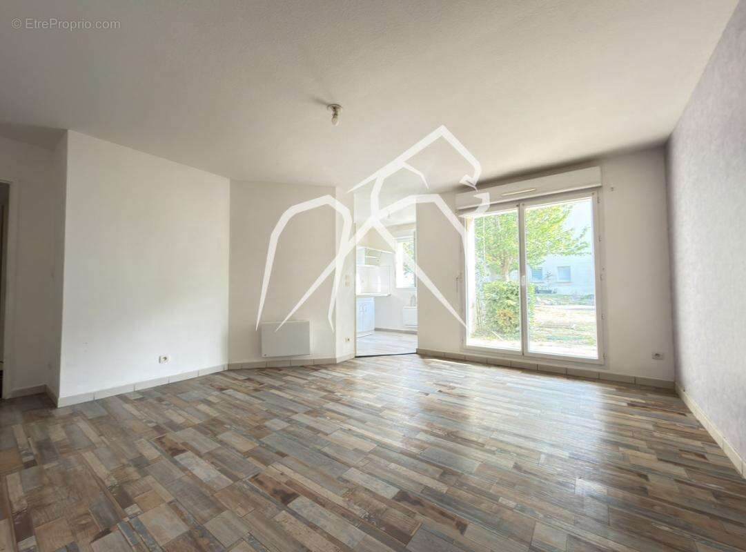 Appartement  3 Pièces  54 m²  Fécamp  Balcon & Parking - photo 2