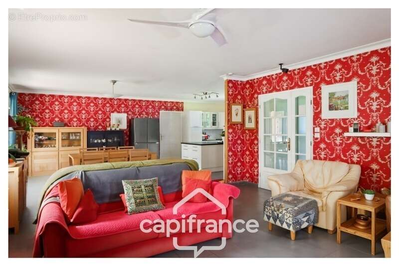 Maison à SAINT-AUBIN-DE-NABIRAT