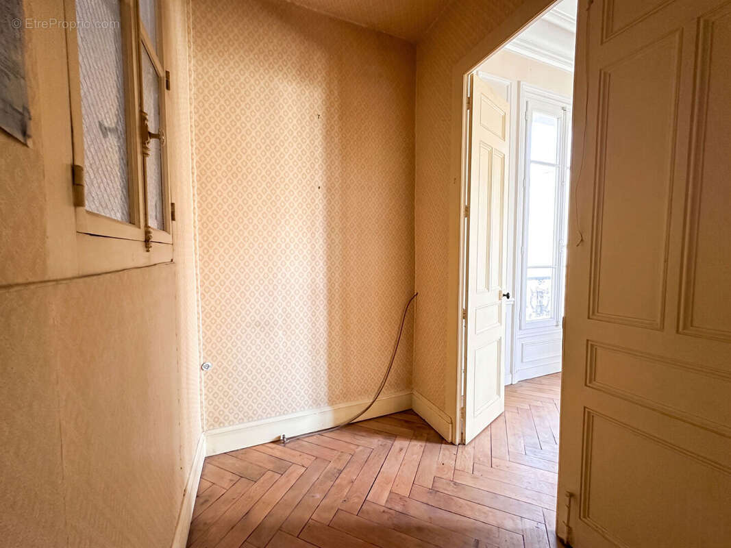 Appartement T3 de 79 m² - Secteur GAMBETTA - photo 10