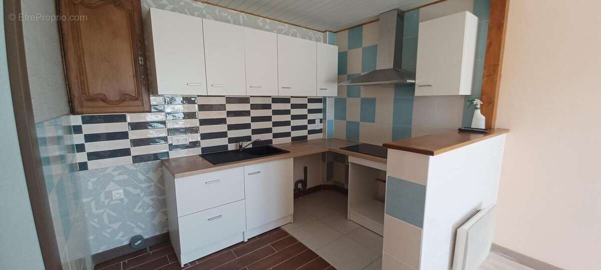 Appartement à NEUVEGLISE