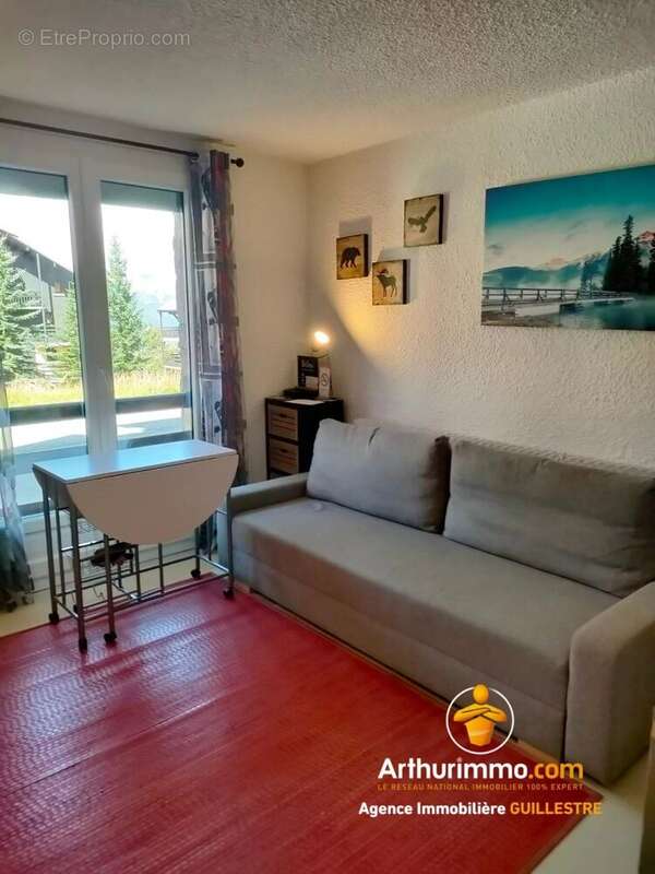 Appartement à RISOUL