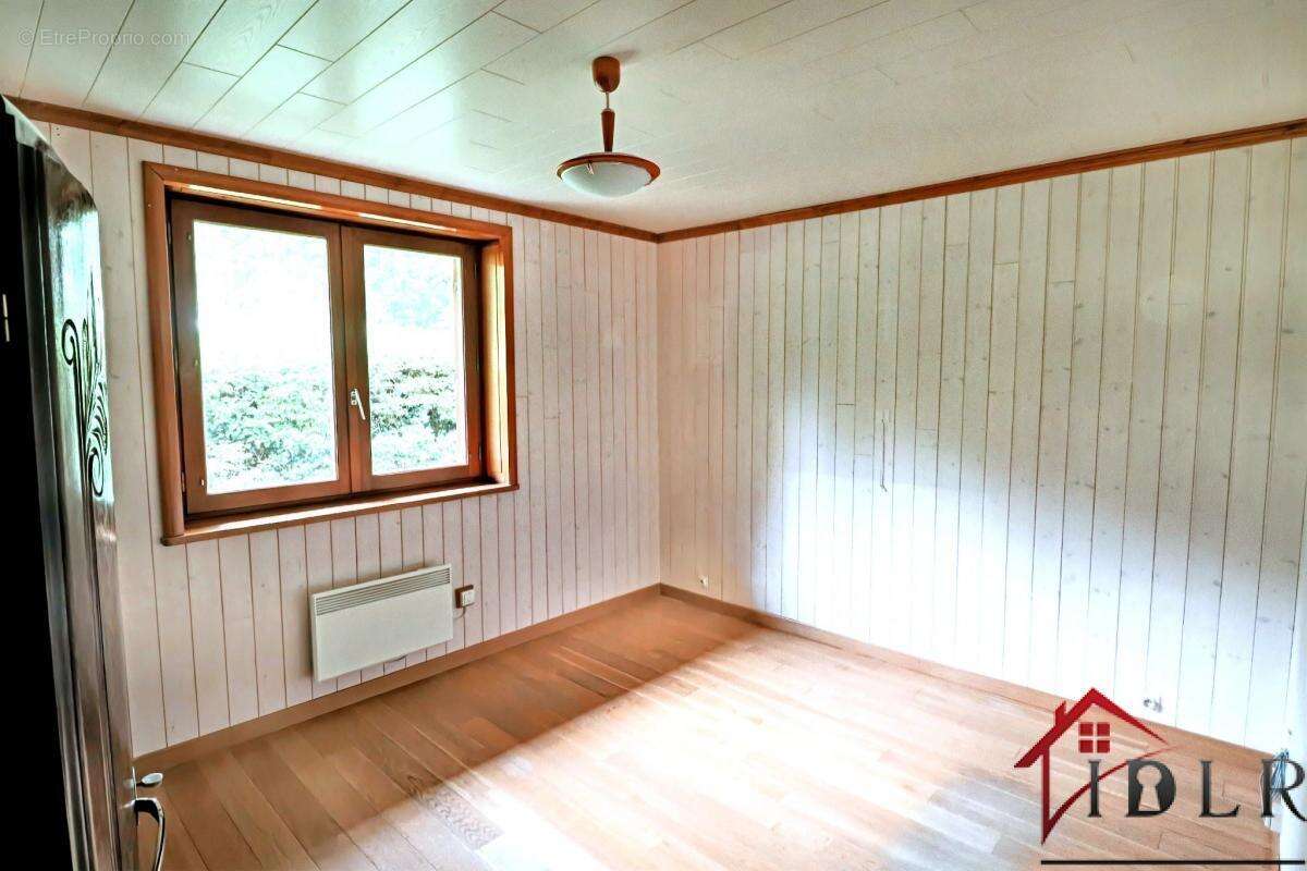 Maison à BROUVELIEURES