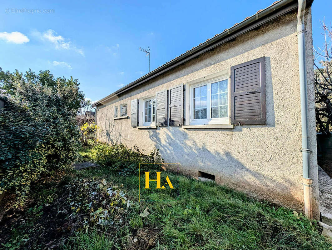 Maison à BOURG-DE-PEAGE