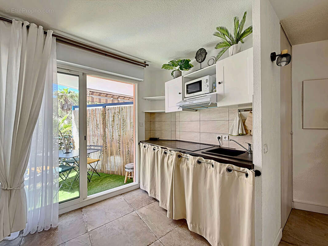 Appartement à FREJUS