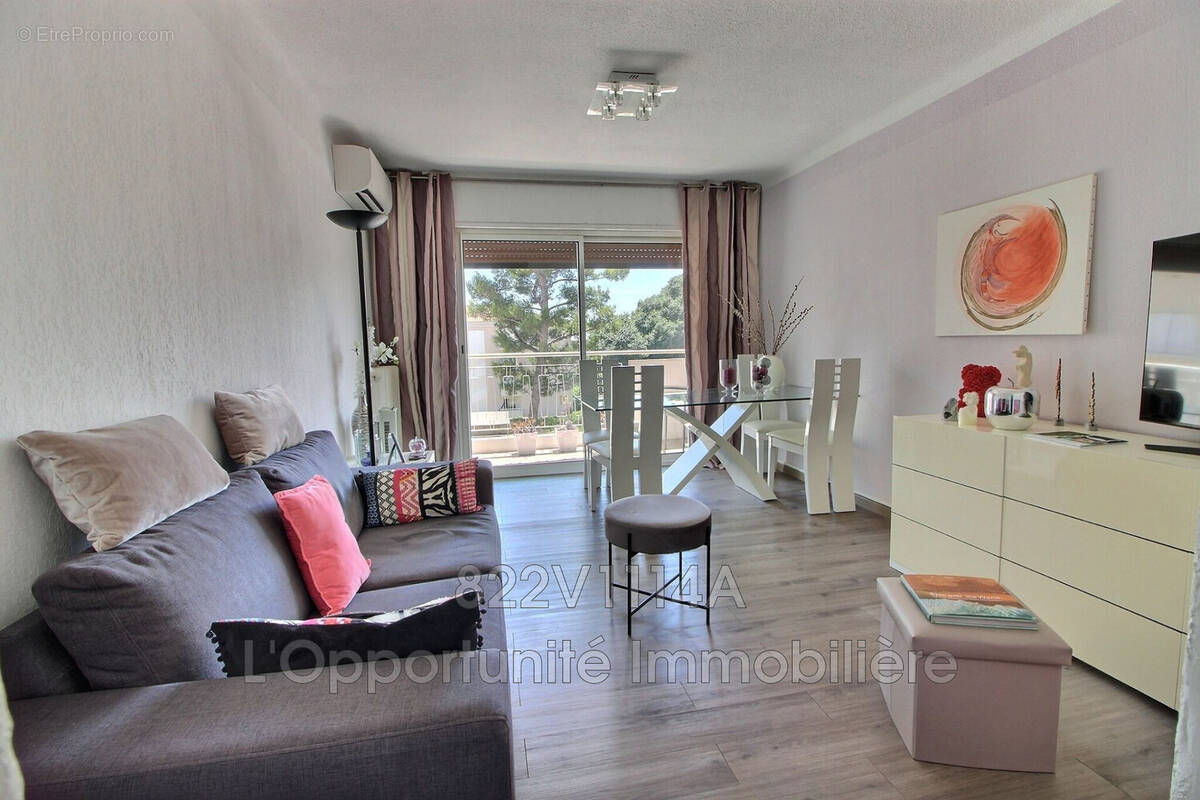 Appartement à LE CANNET