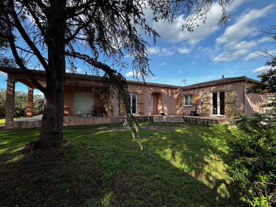 Maison à CAVANAC